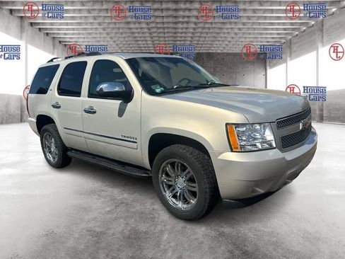 Used 2009 Chevrolet Tahoe LTZ image 3