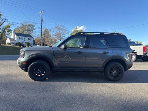 New 2025 Ford Bronco Sport Badlands image 11