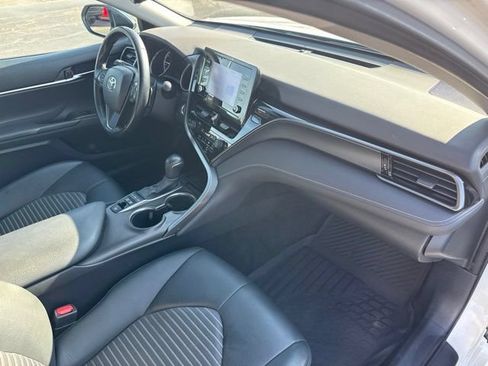 Used 2023 Toyota Camry SE w/ Convenience Package FWD image 15