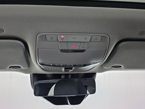 Used 2021 Mercedes-Benz GLC 300 GLC 300 image 22