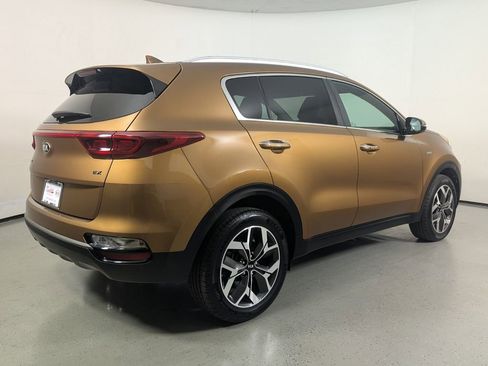 Used 2020 Kia Sportage EX AWD/4WD image 7