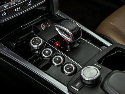 Used 2014 Mercedes-Benz E 63 AMG S-Model image 33