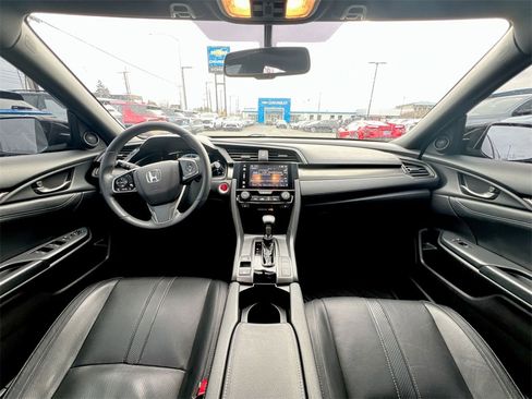 Used 2017 Honda Civic EX-L image 18