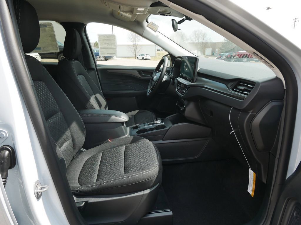 New 2026 Ford Escape Active w/ Tech Pack #1 AWD/4WD image 12