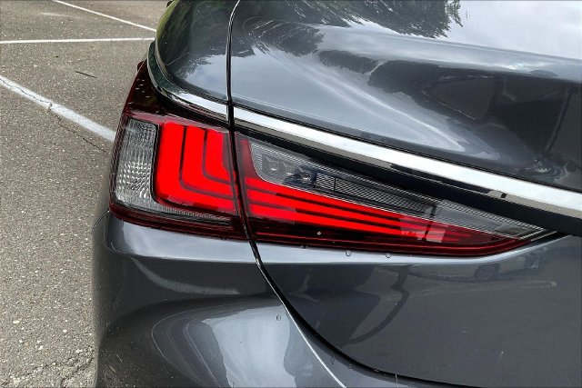 Certified 2024 Lexus ES 350 w/ Premium Package FWD image 22