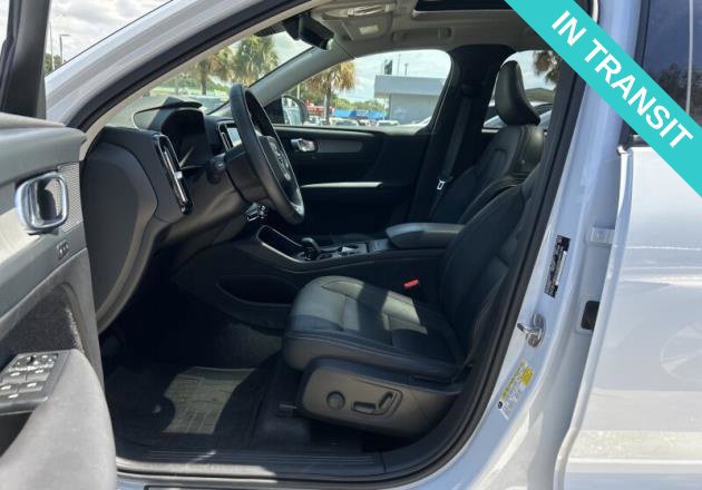 Used 2024 Volvo XC40 B5 Core w/ Protection Package Premier AWD/4WD image 2