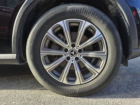 Used 2024 Mercedes-Benz GLC 300 image 7