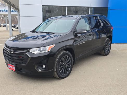 Used 2021 Chevrolet Traverse RS w/ LPO, Floor Liner Package image 1