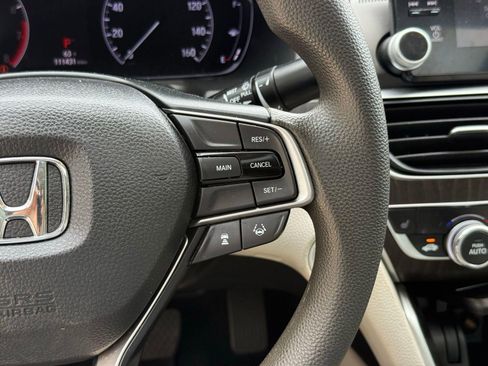 Used 2019 Honda Accord EX image 33