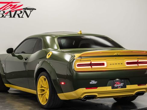 Used 2022 Dodge Challenger R/T Scat Pack image 3