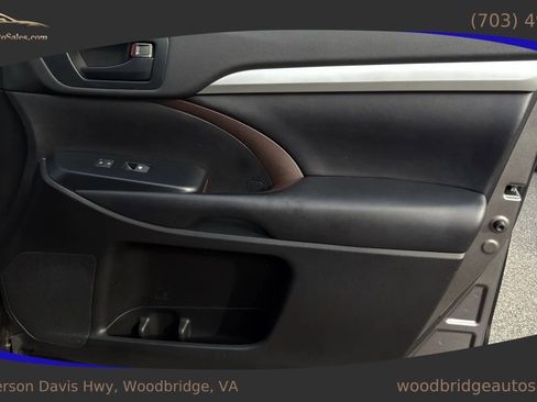 Used 2019 Toyota Highlander Plus image 38