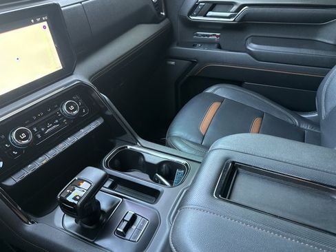 Used 2022 GMC Sierra 1500 AT4 AWD/4WD image 23