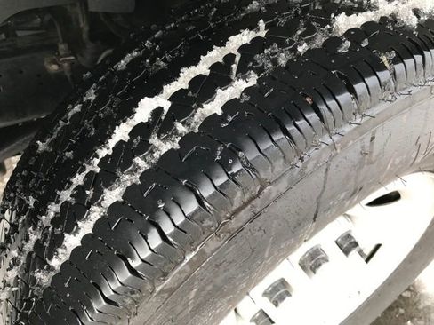 Certified 2024 Chevrolet Express 2500 Work Van w/ Driver Convenience Package image 18