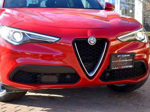 Used 2018 Alfa Romeo Stelvio Ti Sport image 6