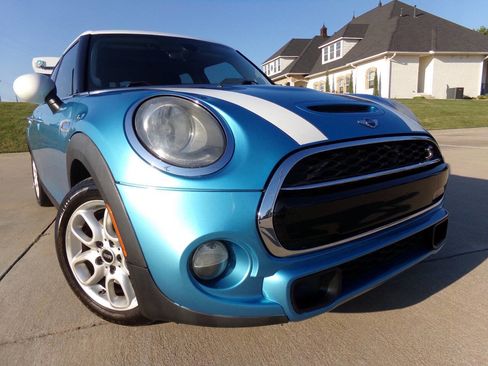 Used 2015 MINI Cooper S image 12