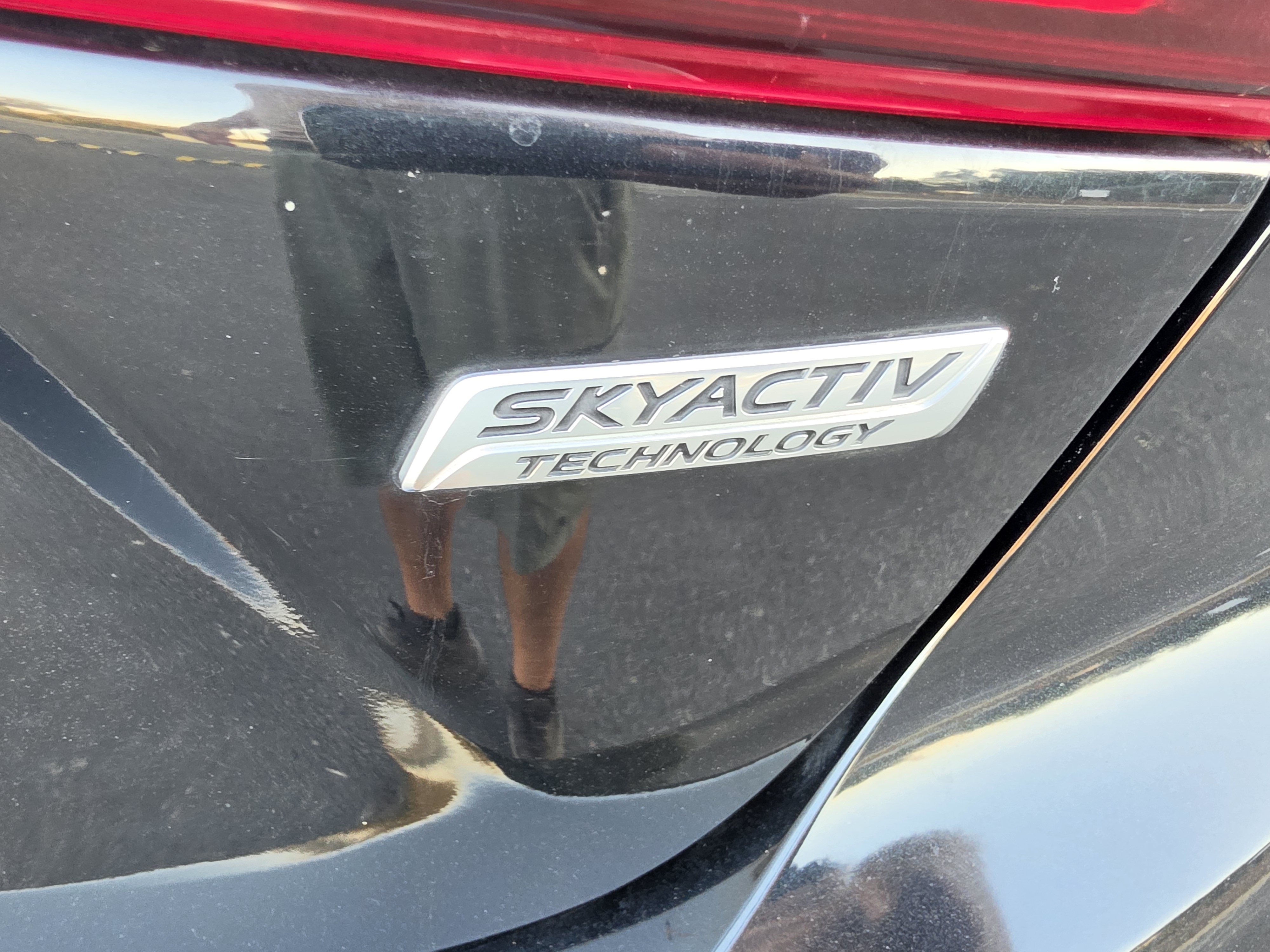 Used 2018 MAZDA MAZDA3 Sport w/ Preferred Equipment Package FWD image 10