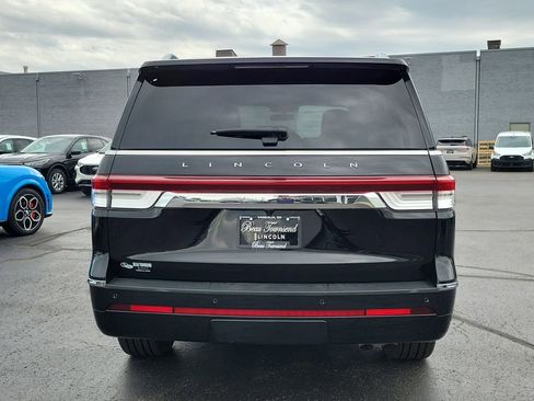 Certified 2024 Lincoln Navigator Reserve AWD/4WD image 5