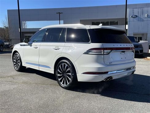Used 2020 Lincoln Aviator Black Label Grand Touring w/ Class IV Trailer Tow Package image 3