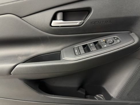 New 2026 Nissan Sentra SV w/ SV Convenience Package FWD image 22