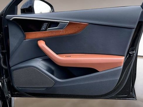 Used 2023 Audi A4 2.0T Premium w/ Convenience Package image 28