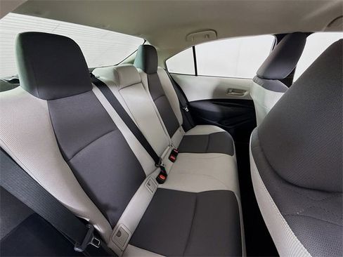 Certified 2025 Toyota Corolla LE image 25