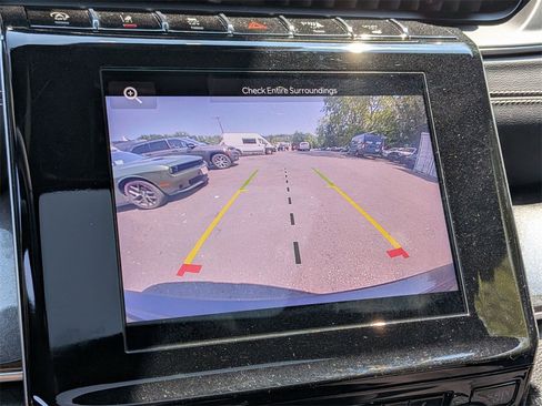 Certified 2023 Jeep Grand Cherokee Altitude image 17