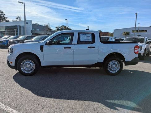 New 2025 Ford Maverick XL image 7