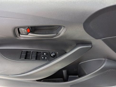Used 2025 Toyota Corolla LE FWD image 18