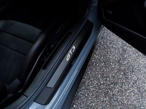 Used 2024 Porsche 911 GT3 image 26