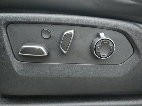 Certified 2023 Cadillac Escalade V image 30