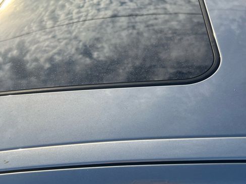 Used 2012 Mercedes-Benz E 350 4MATIC Sedan image 15