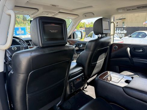 Used 2019 Nissan Armada Platinum w/ Captain's Chairs Package RWD image 12