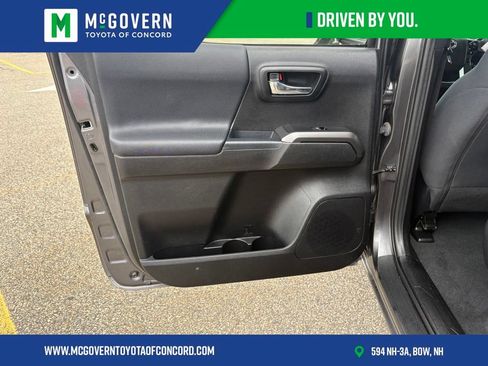Used 2021 Toyota Tacoma TRD Off-Road AWD/4WD image 16