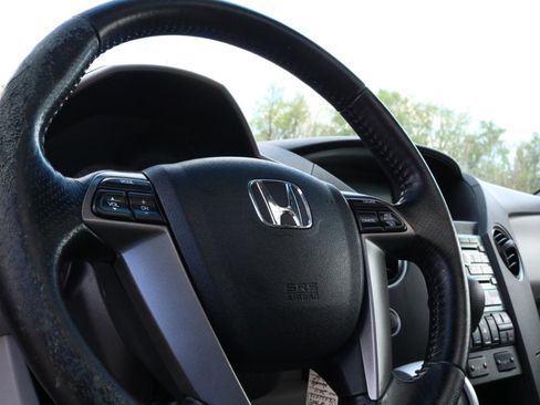Used 2011 Honda Pilot EX-L image 23