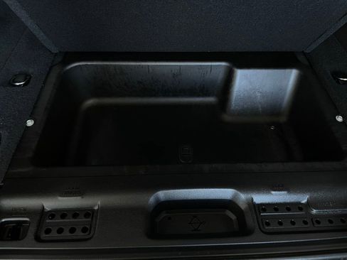 Used 2022 Jeep Wrangler Unlimited Sport image 25