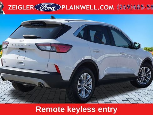 Used 2021 Ford Escape SE FWD image 5