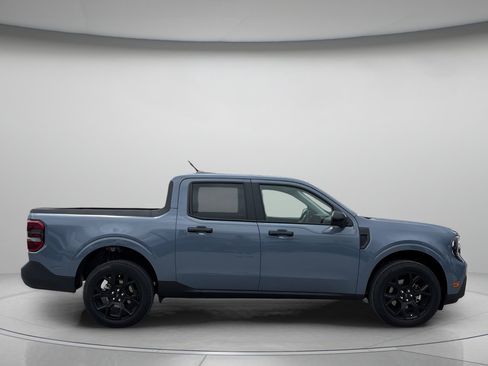 New 2025 Ford Maverick XLT w/ XLT Luxury Package image 2