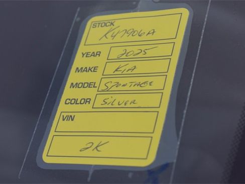 Certified 2025 Kia Sportage EX image 35