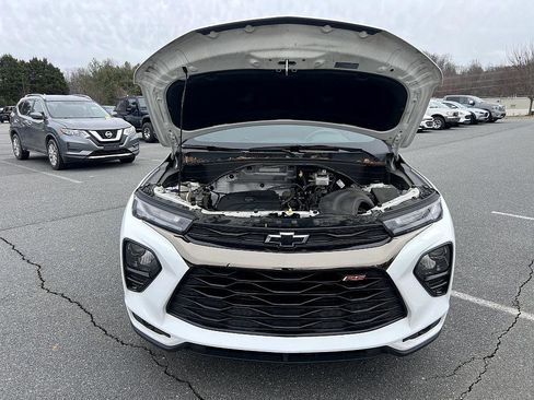 Used 2023 Chevrolet TrailBlazer RS w/ Convenience Package image 8