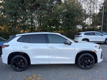 New 2025 Volkswagen Tiguan SE R-Line