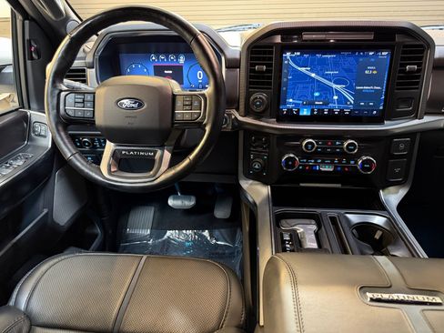 Used 2025 Ford F150 Platinum AWD/4WD image 4