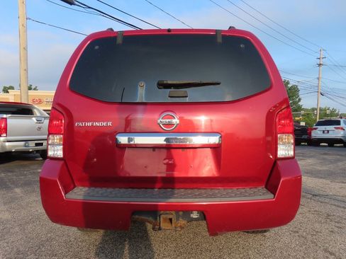 Used 2011 Nissan Pathfinder S AWD/4WD image 7
