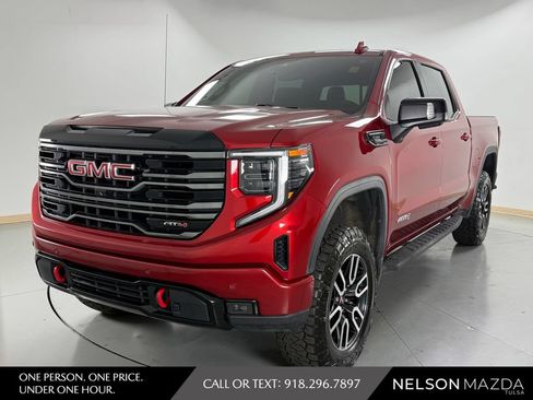 Used 2023 GMC Sierra 1500 AT4 w/ AT4 Preferred Package AWD/4WD image 1