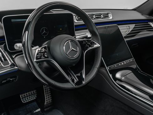 Used 2025 Mercedes-Benz S 580 4MATIC Sedan image 13