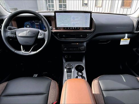 New 2025 Ford Bronco Sport Outer Banks w/ Outer Banks Tech Package+ image 5