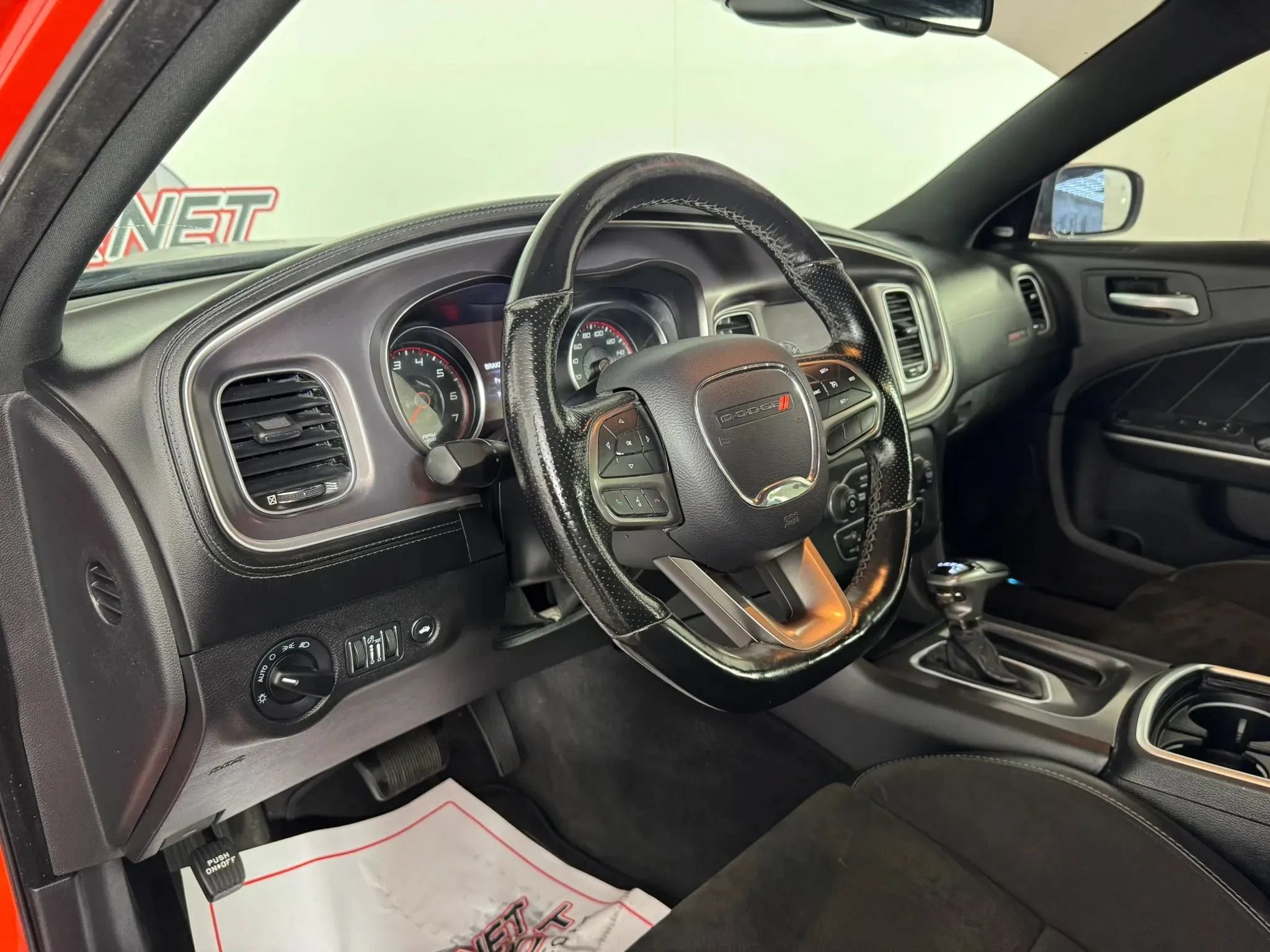 Used 2020 Dodge Charger Scat Pack RWD image 10