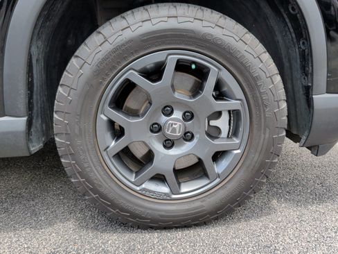 Used 2025 Honda Pilot TrailSport image 15