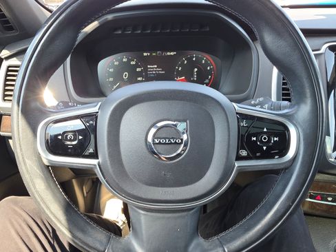 Used 2018 Volvo XC90 T6 Momentum w/ Protection Package AWD/4WD image 14