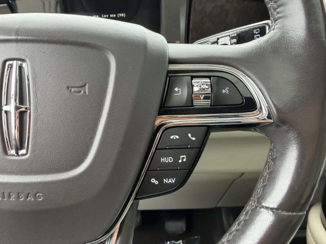 Used 2019 Lincoln Navigator L Reserve w/ Cargo Package AWD/4WD image 24