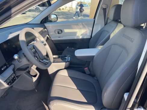 New 2026 Hyundai Ioniq 5 SEL image 17